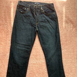 GAP Straight Fit Dark Wash Jeans Size 32x30
